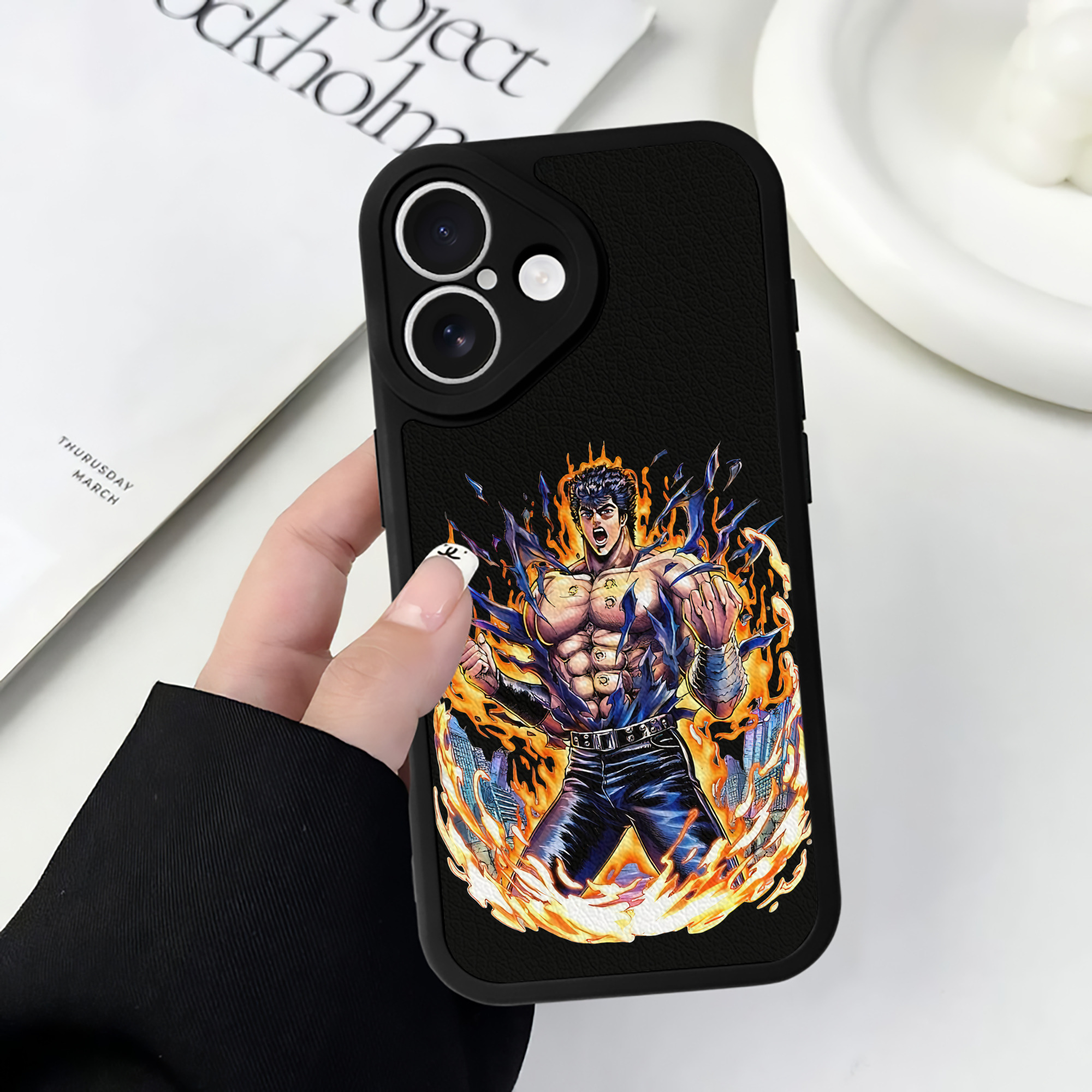 （画像用） 北斗の拳 Fist of the North Star 【iPhone 16シリーズ対応】シリコンスマホケース（レザー調） 材質：シリコン